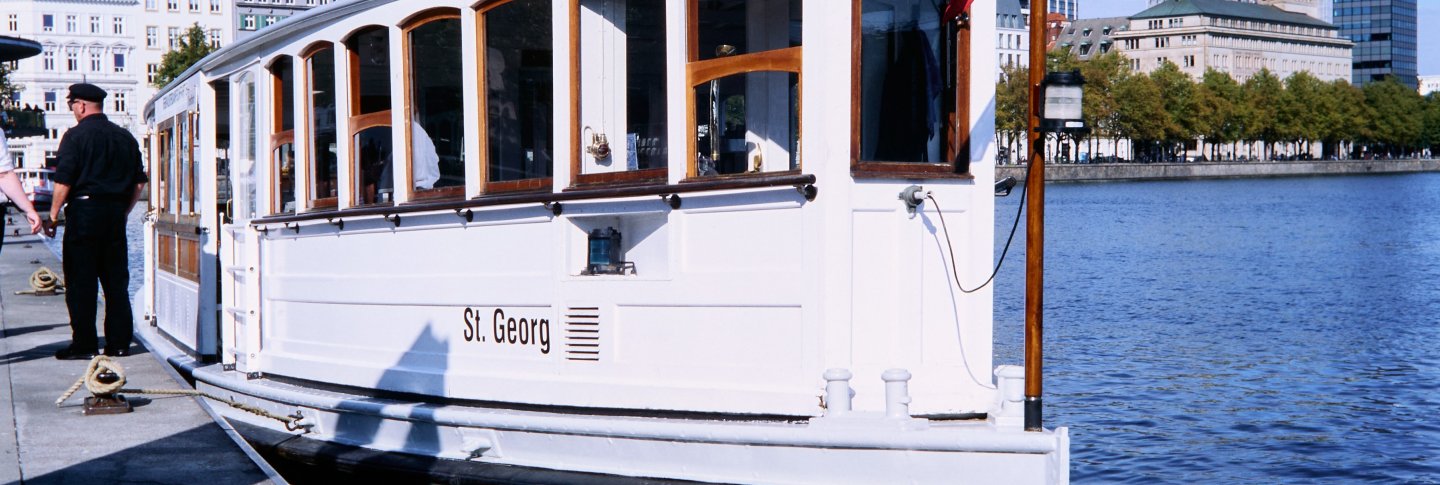 Alsterdampfer St. Georg