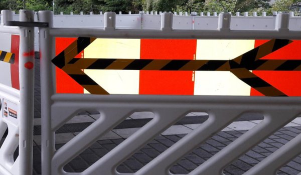 Absperrung Gleis 6 Neumünster